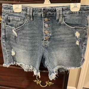 Women’s jean shorts by Kancan